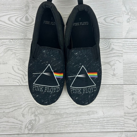 Pink Floyd Other - Pink Floyd Slip-On Shoes Size 7 Black Canvas Casual Sneakers Men's‎ or women's